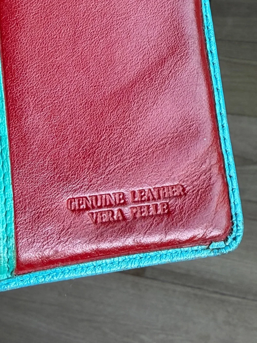 Dallatti Leather Wallet Rainbow Card Slots - Picture 9 of 12
